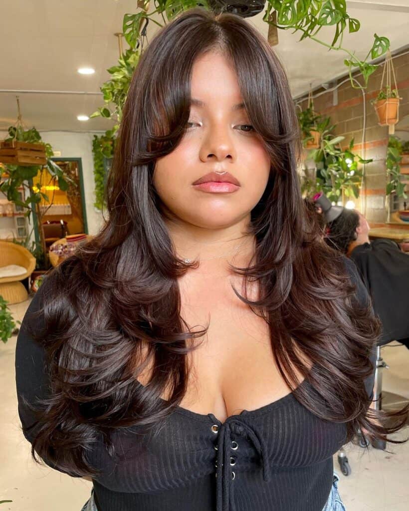 Curtain bangs with lots of layers