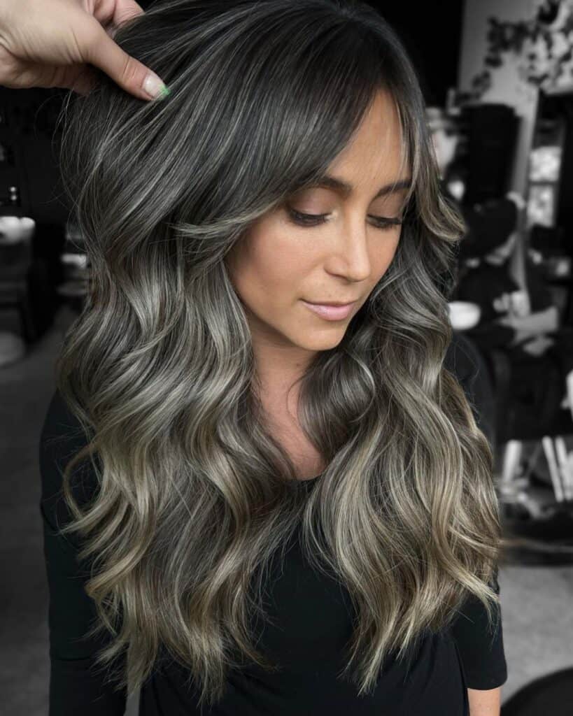 flipped curtain bangs 