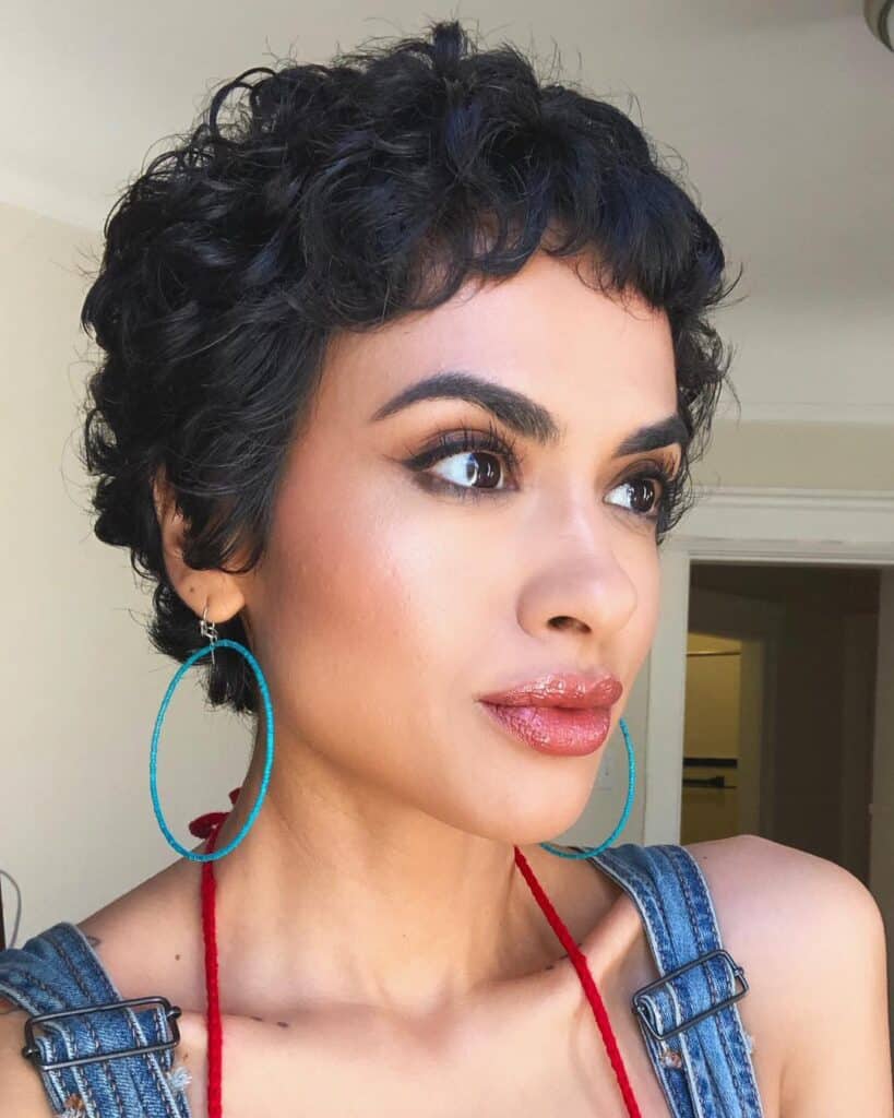 curly pixie cut