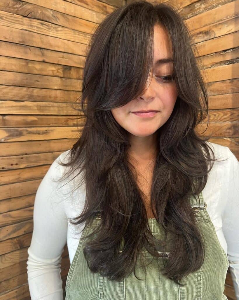 soft face framing layers on medium hair