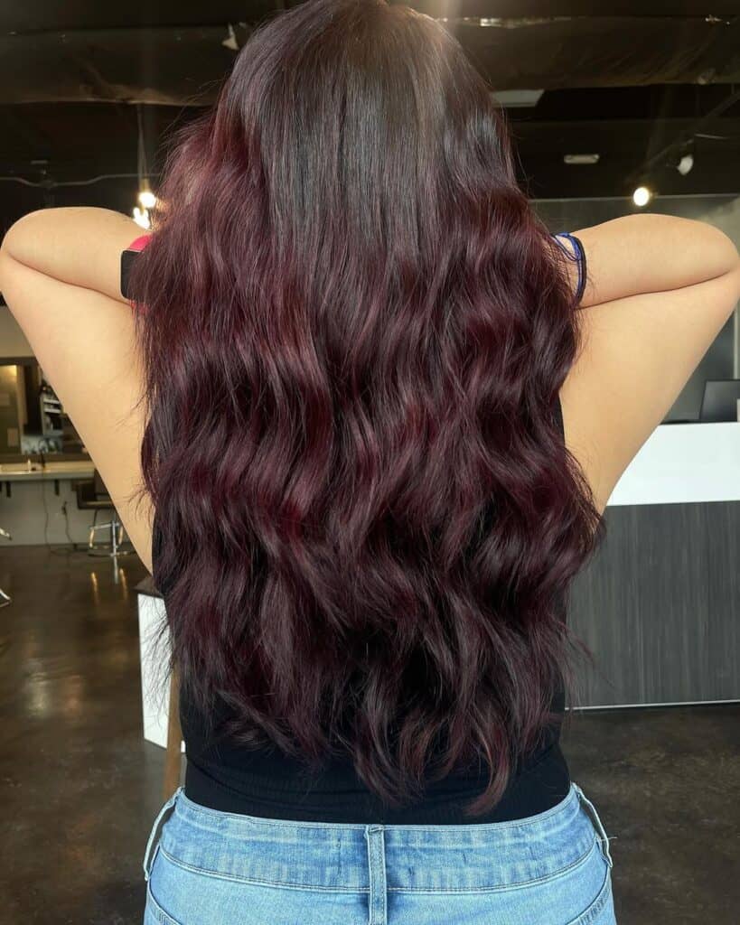 dark chery cola hair with waves