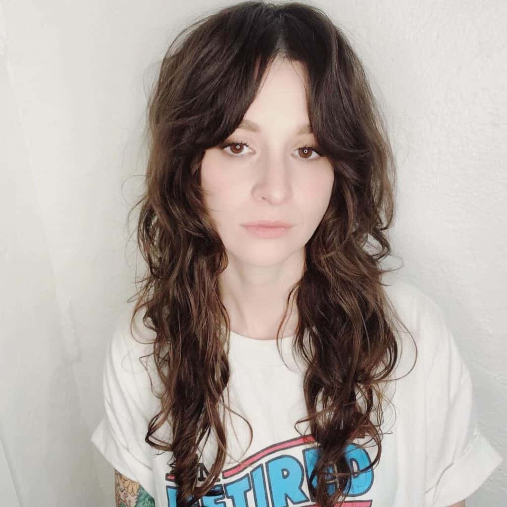 Textured face framing layers 