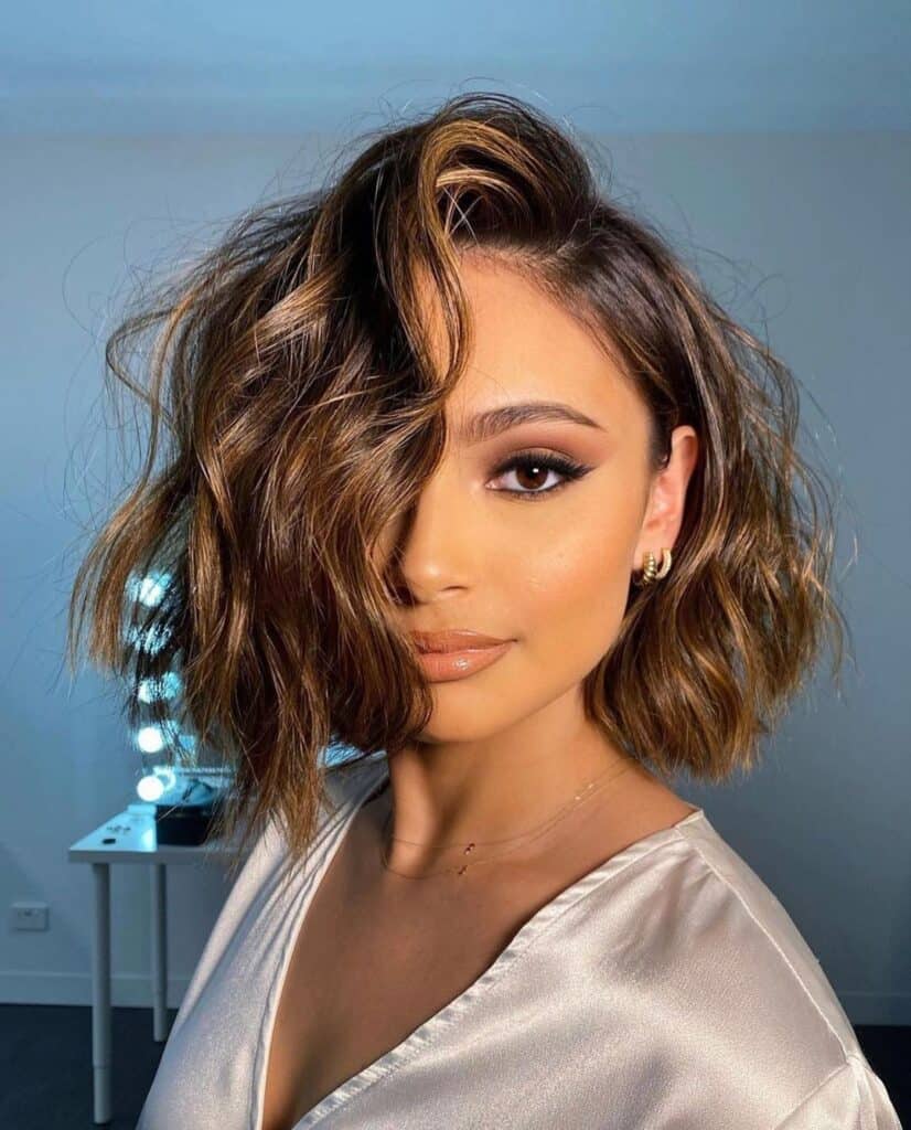 Medium wavy bob on thin hair