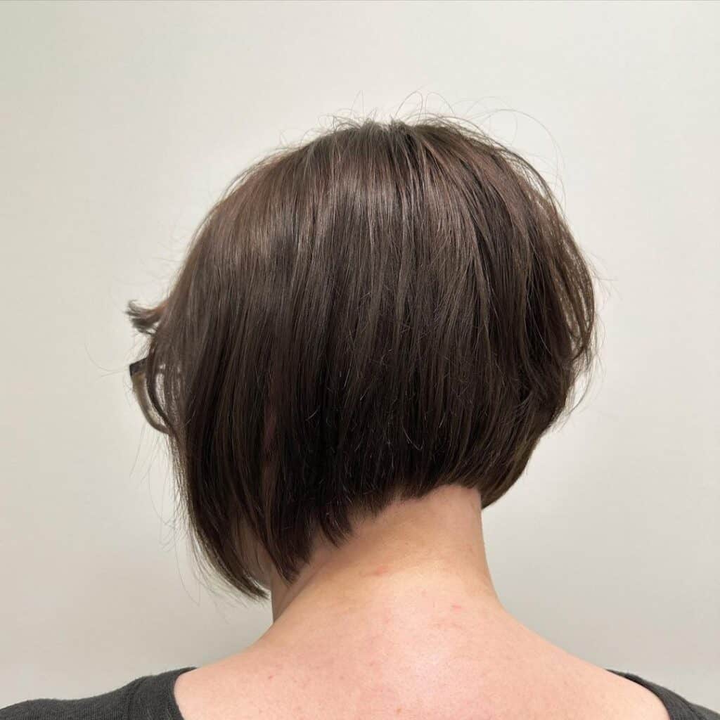 angled bob for fine thin hair