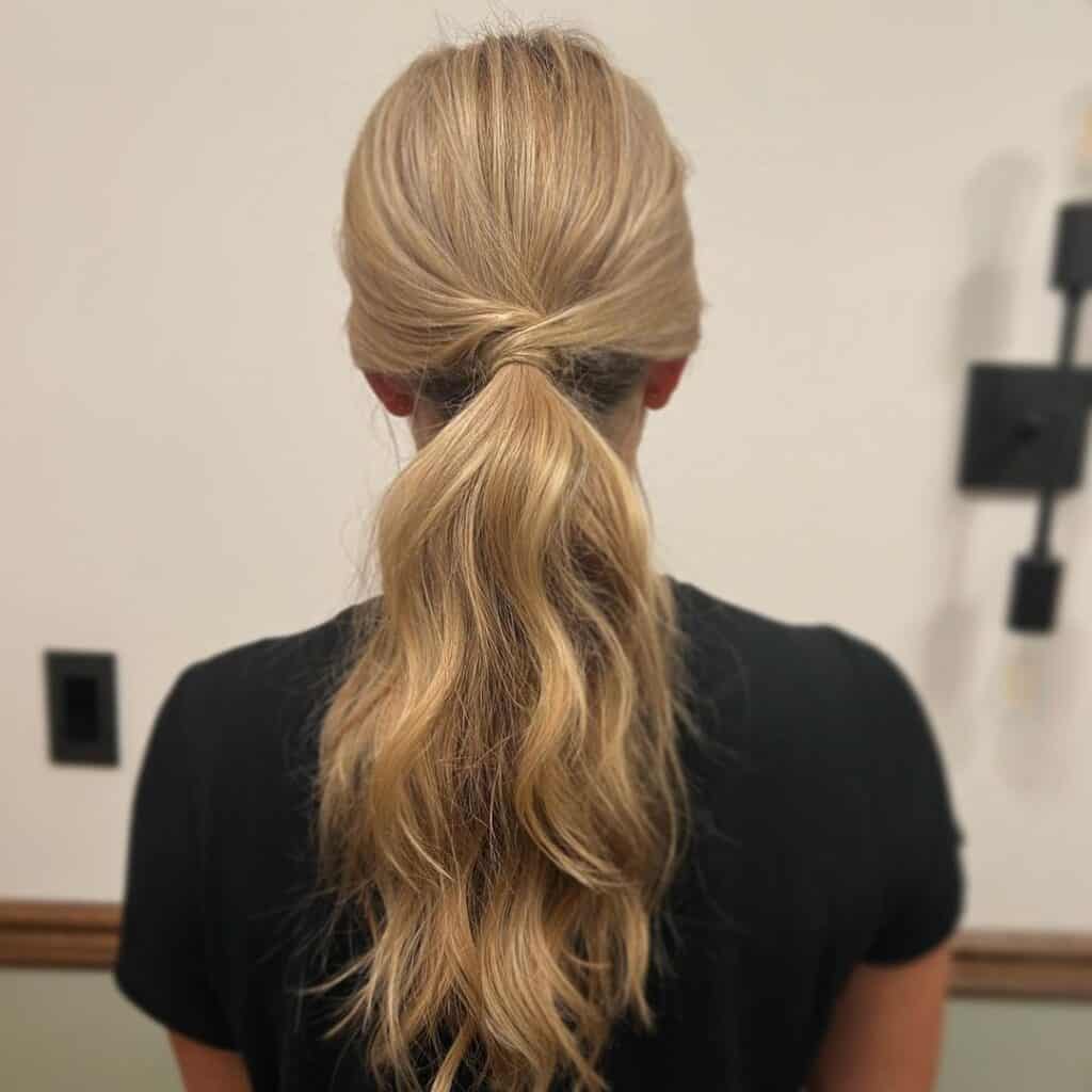 wavy low ponytail for thin hair